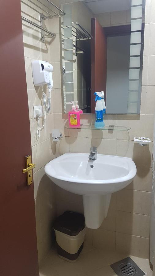 Karam Taibah Almasi Hotel Medina Kültér fotó