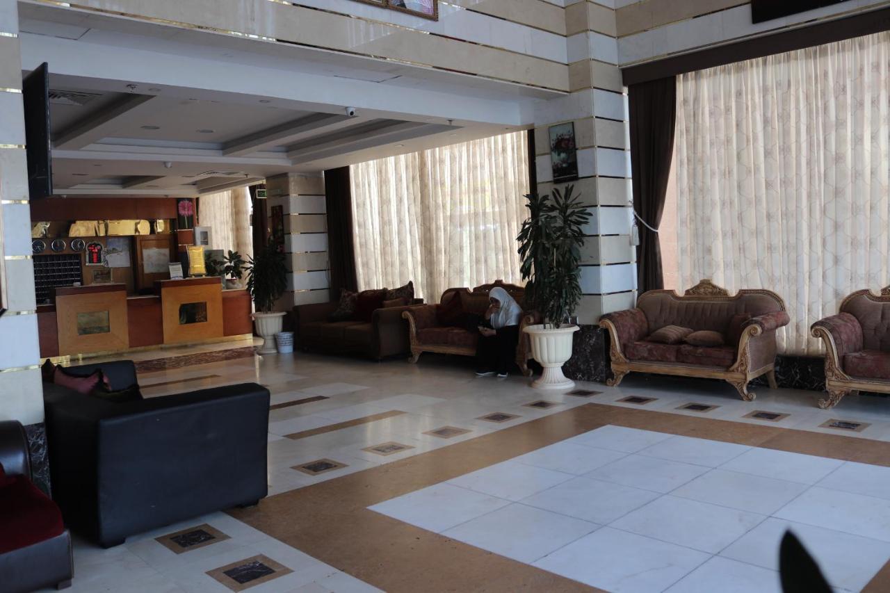 Karam Taibah Almasi Hotel Medina Kültér fotó
